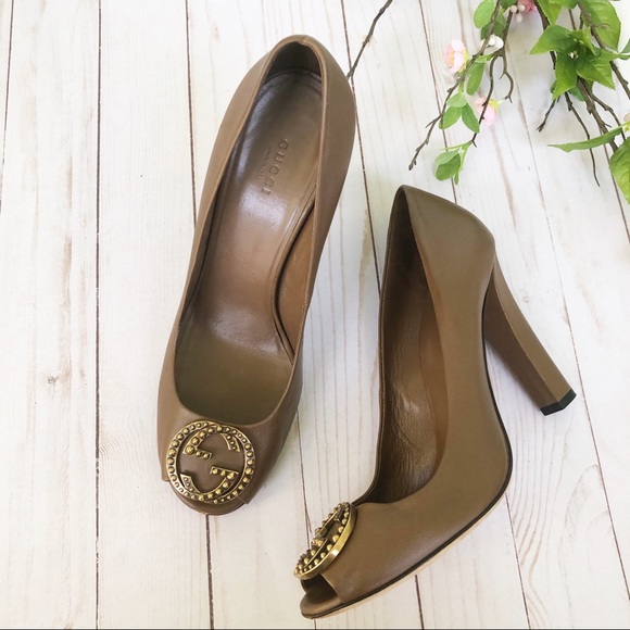 Gucci Shoes - Gucci Vintage Leather Peep Toe Heels 11.5